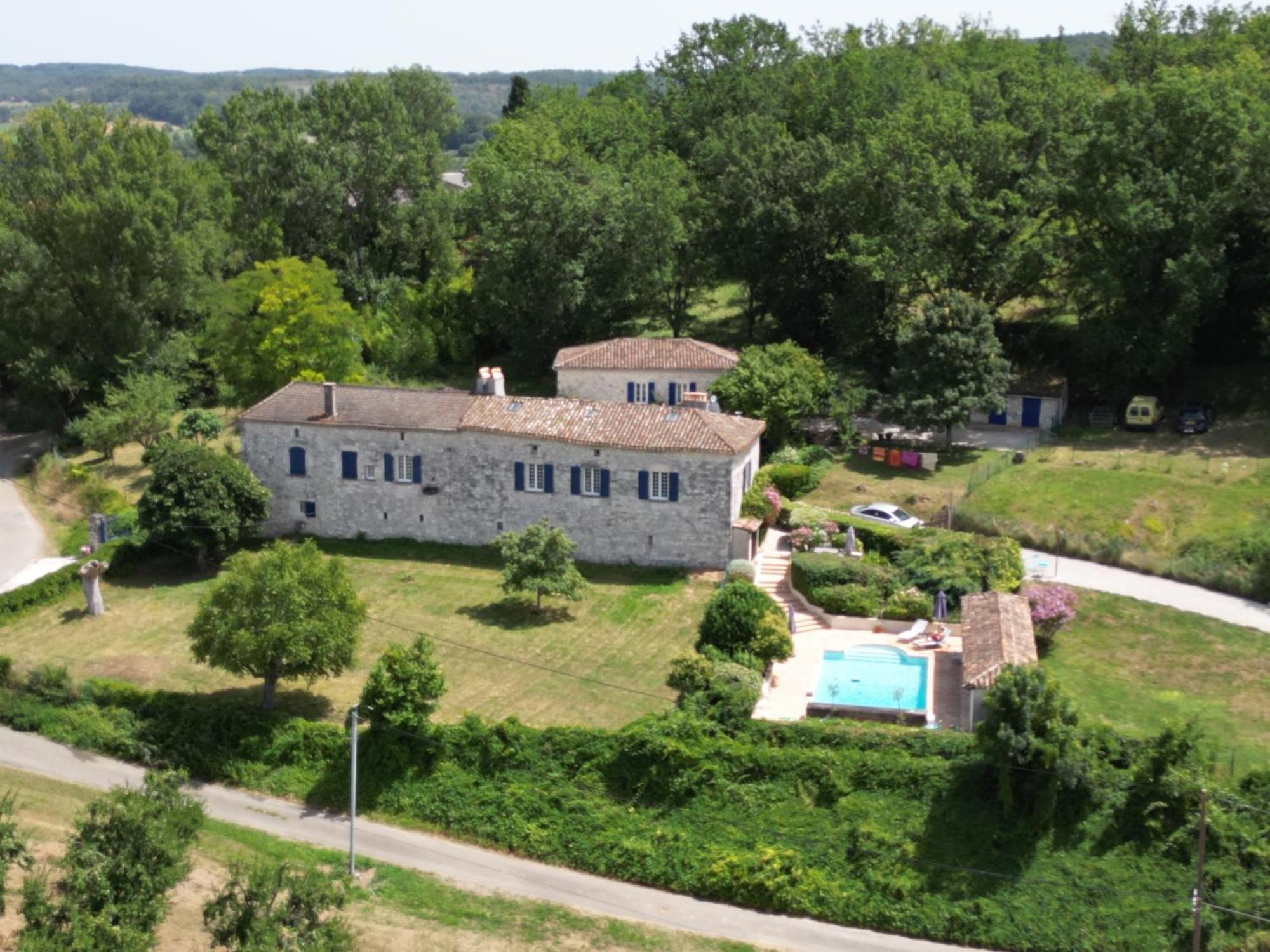 דירות Valeilles Bergerie Le Vieux Manoir מראה חיצוני תמונה