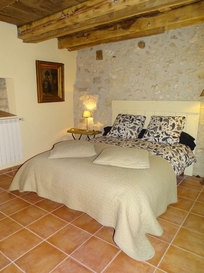 דירות Valeilles Bergerie Le Vieux Manoir מראה חיצוני תמונה