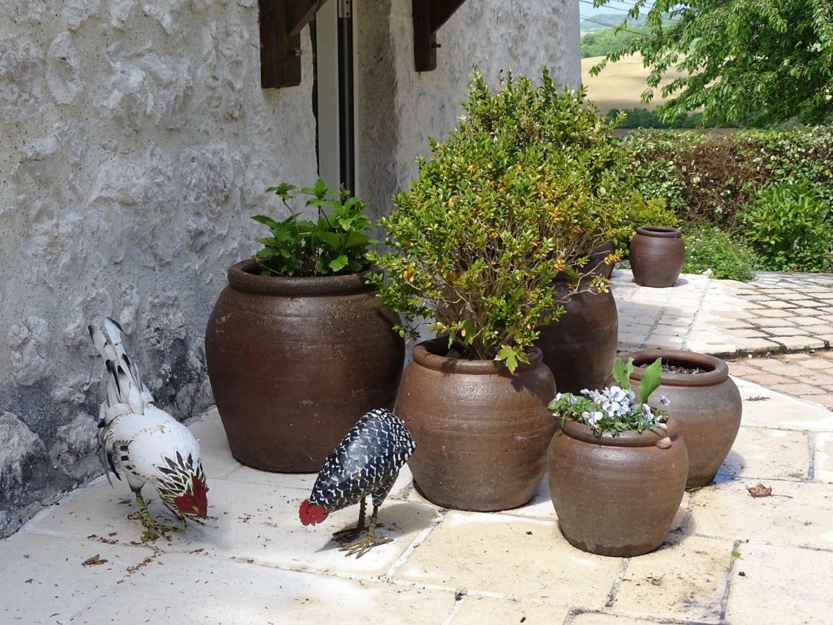 דירות Valeilles Bergerie Le Vieux Manoir מראה חיצוני תמונה